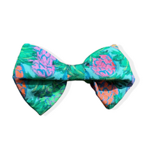 Load image into Gallery viewer, Pineapples Bow/Bowtie
